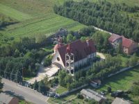 Kościół parafialny p.w. Matki Bożej Jasnogórskiej w Bobrownikach